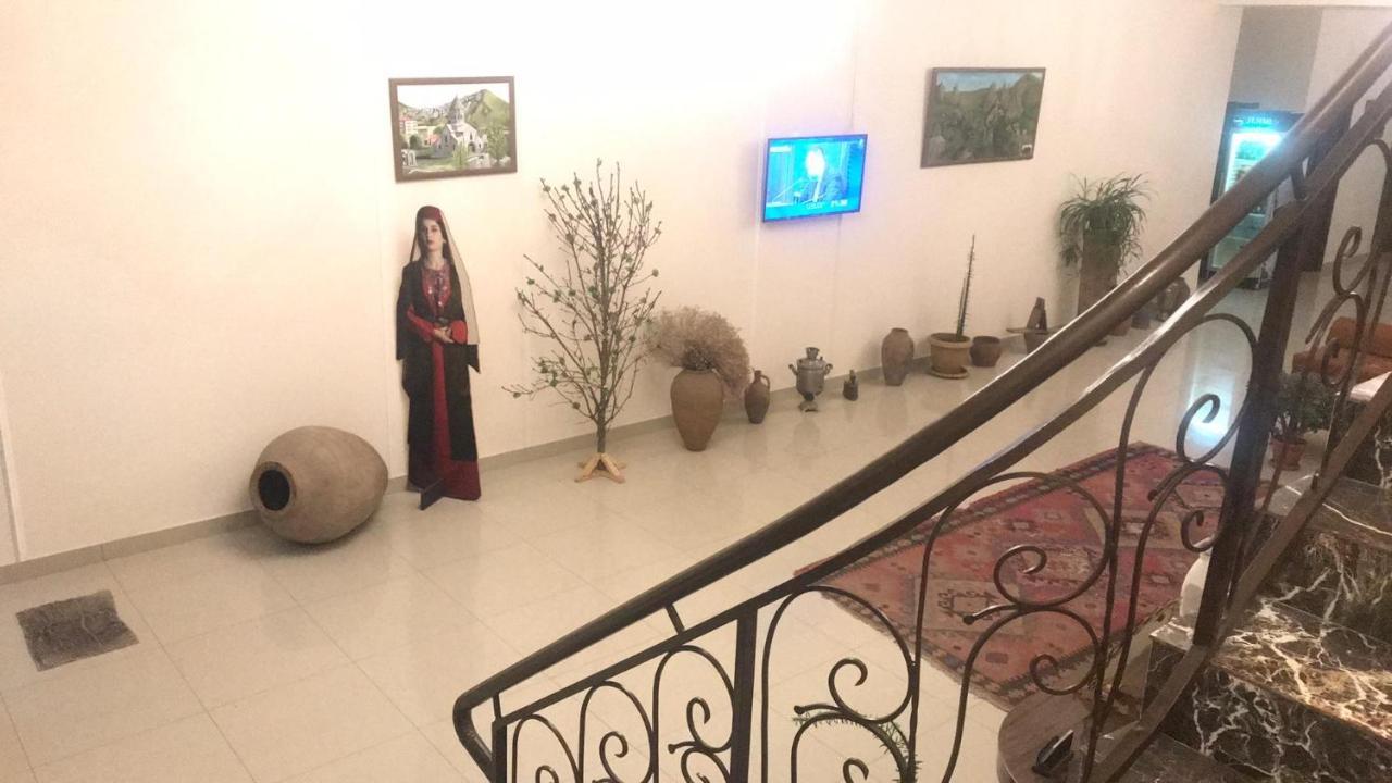 Mthnadzor Hotel Goris Bagian luar foto