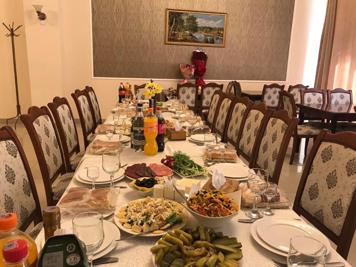 Mthnadzor Hotel Goris Bagian luar foto