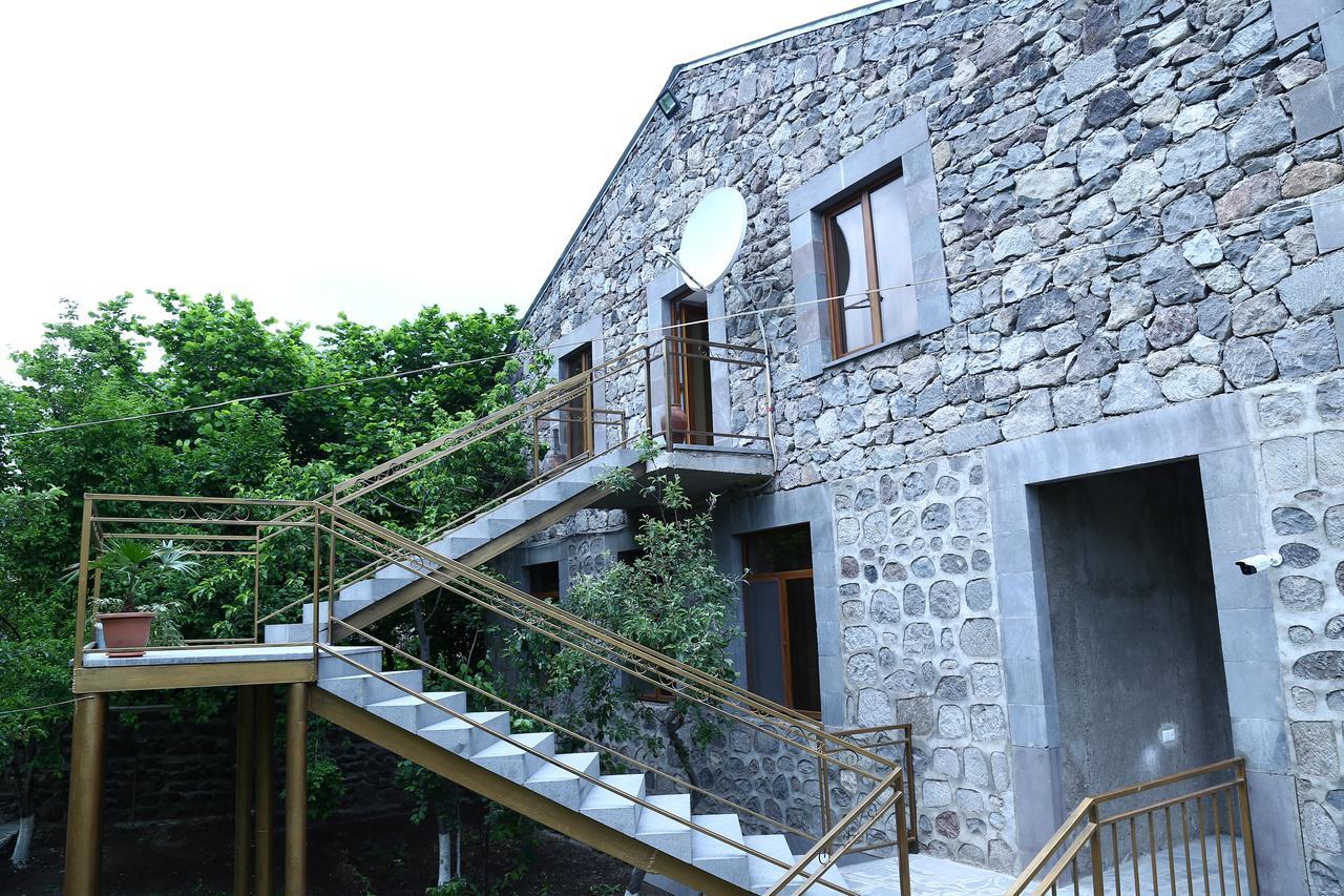 Mthnadzor Hotel Goris Bagian luar foto