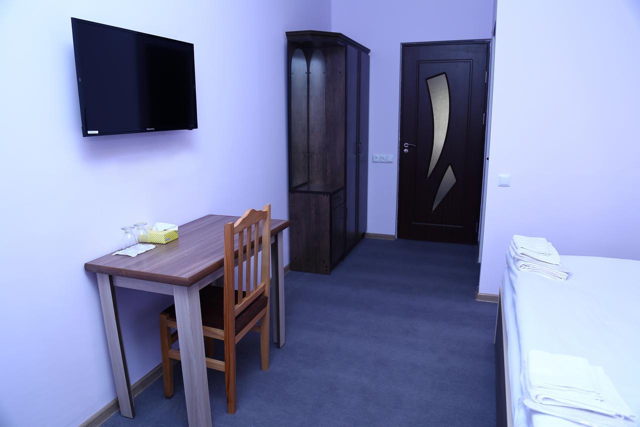 Mthnadzor Hotel Goris Bagian luar foto